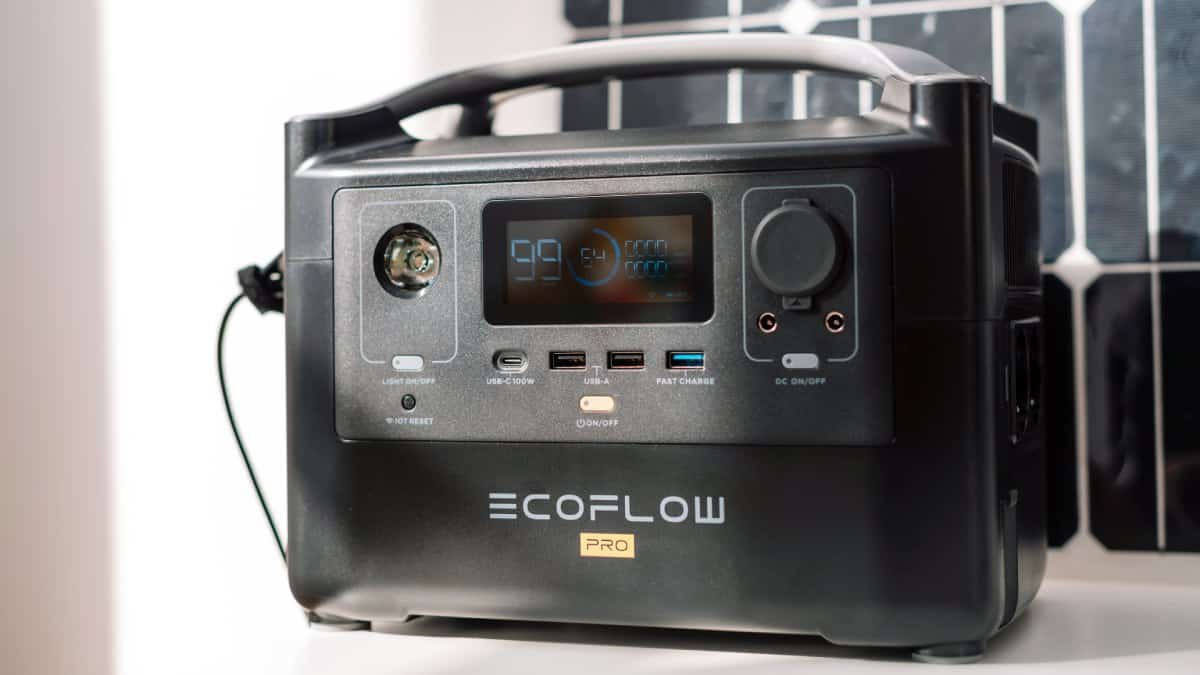 Portable Power Stations Device