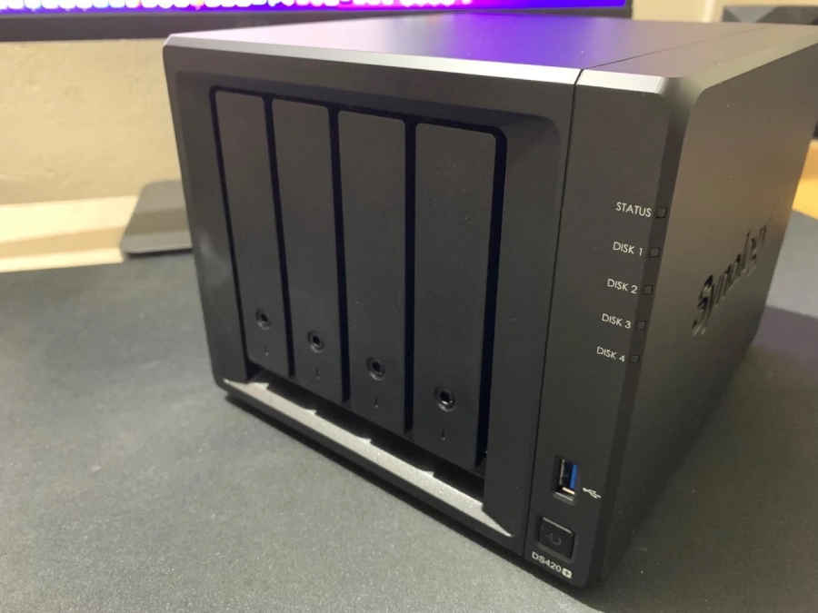 Synology-DS420-Plus-2