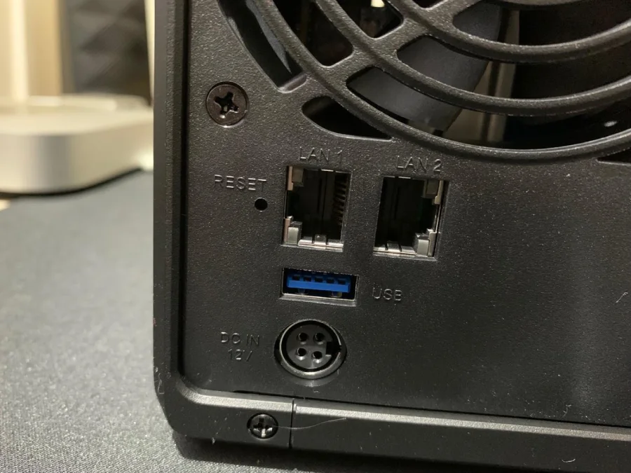 Synology-DS420-Plus-3