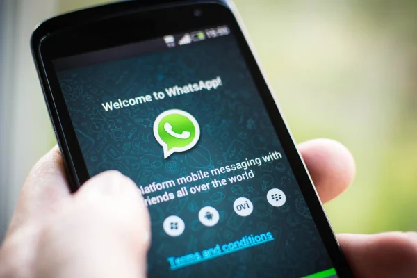 Whatsapp crosses the 800 Million Milestone