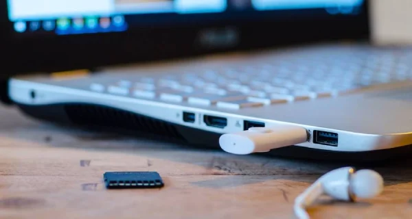 How to Create a Windows 10 Bootable USB Drive using Rufus?