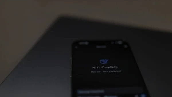 How to Overcome DeepSeek AI's R1 Server Busy Error: 8 Effective Solutions