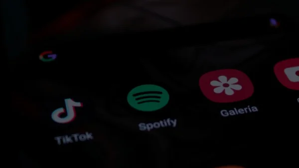 Why Can't I Download TikTok Again? Issue and Possible Solutions