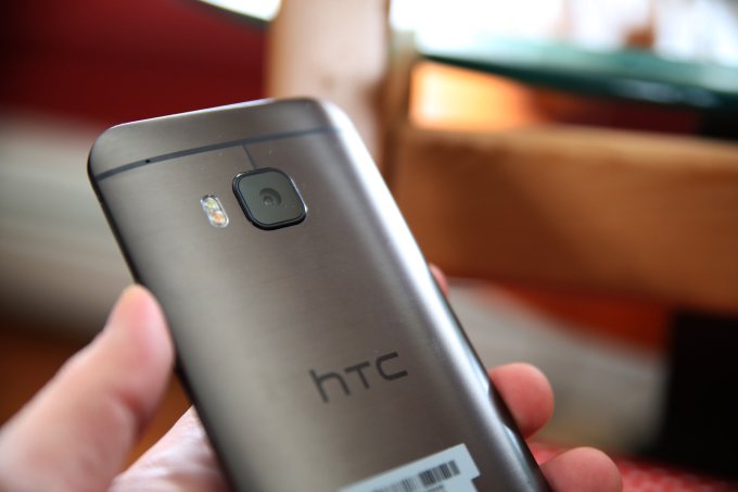 HTC Hints It’s Looking At Mobile VR 1 htc one m9 rear camera1