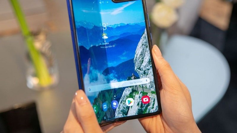 Samsung Galaxy Fold Release Date Postponed Due to Screen Breaking Issues
