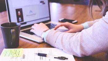 Which Laptop for Writers? An Ultimate Guide